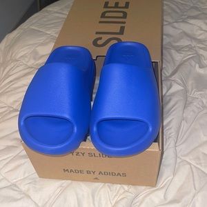 100% Authentic Brand new selling because i Bought the wrong size bymistake